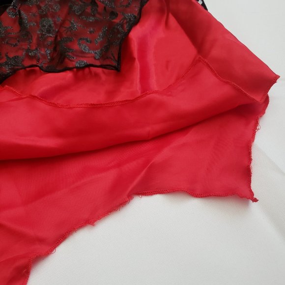 Costumes USA Vampire Queen Costume SZ Medium 8-10 Red Black - Picture 7 of 8